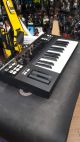 Komplete Kontrol S25 Usato